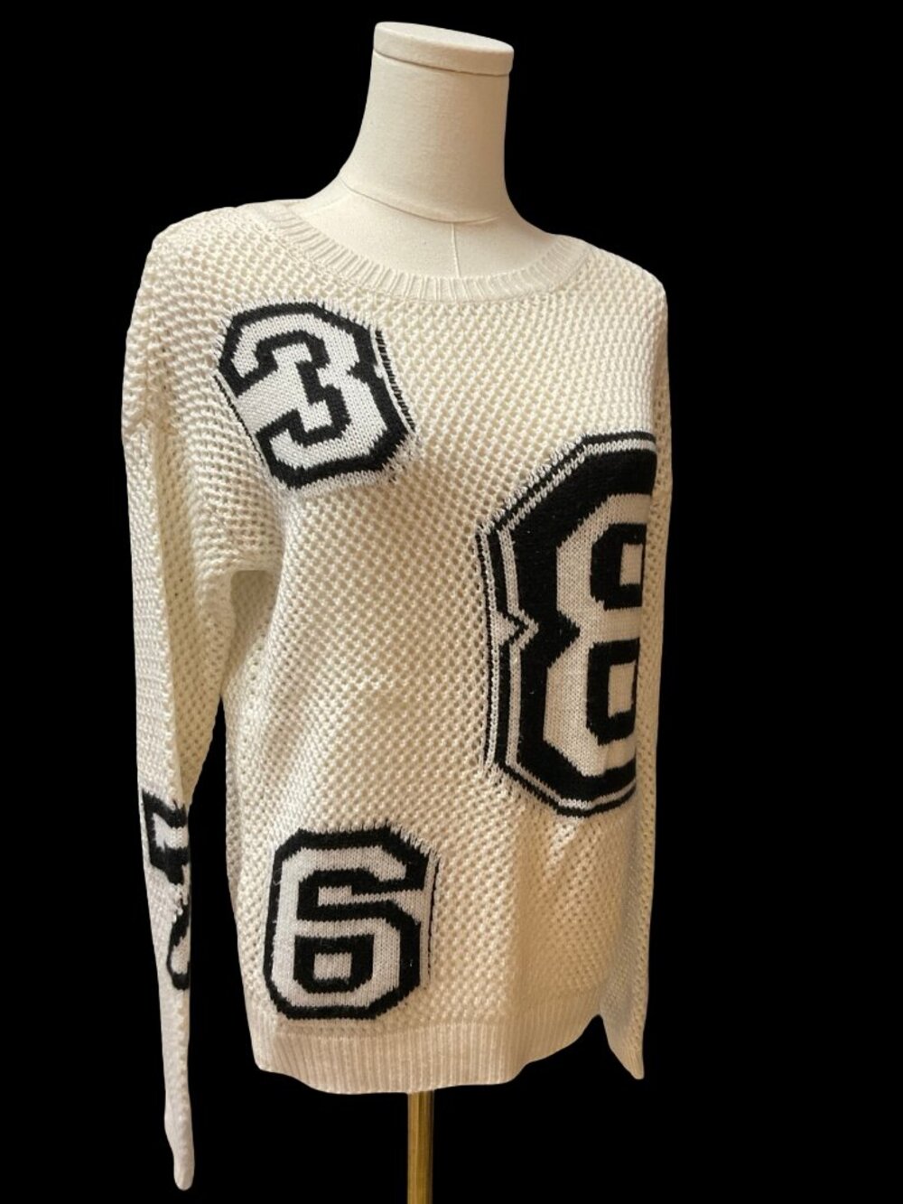 Cream Knit Sweater With Numbers - Picture 2 of 4